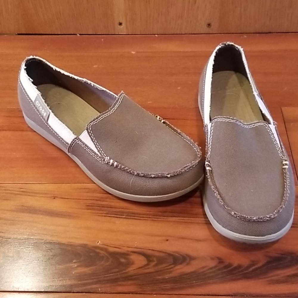 Crocs Brown & Pink Loafers